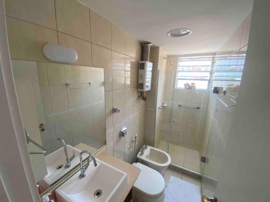 Apartamento Belo Renovado 3 Quartos Em Copacabana *